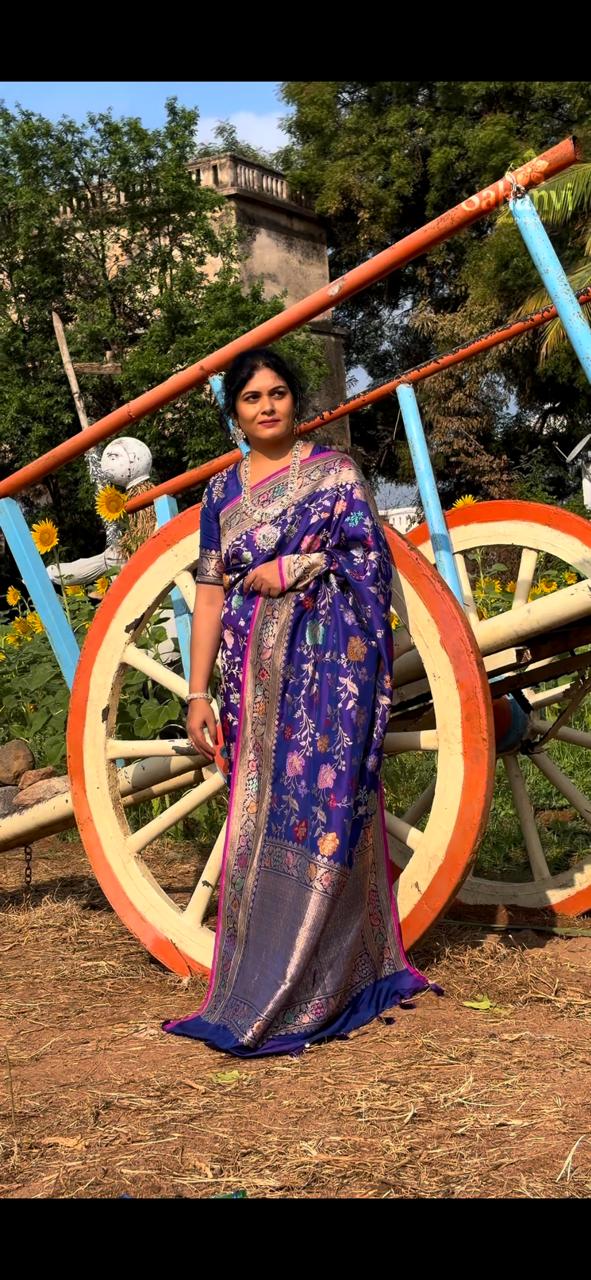 Banaras silk saree — Sahanvi Collection
